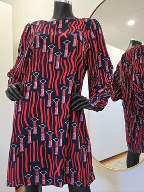 Esqualo Lipstick Print Dress | Straight Style | Sheer Sleeves | Size 10 (EU 40)